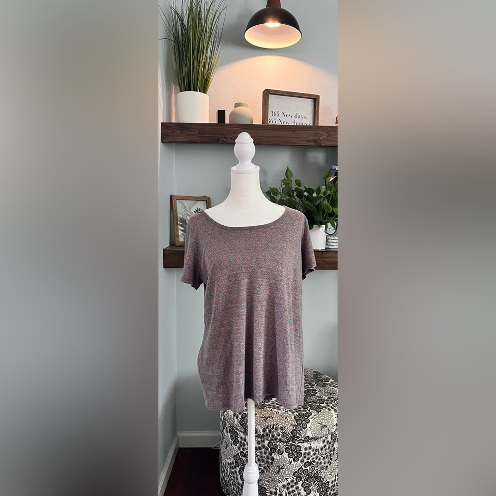 Lularoe Christy T Gray Women's Top